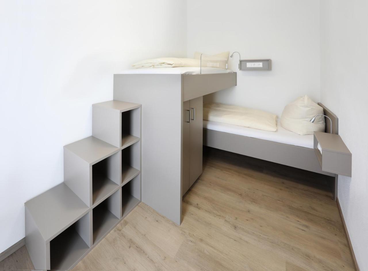 Apartment Hotel 37 Altdorf  Exteriör bild