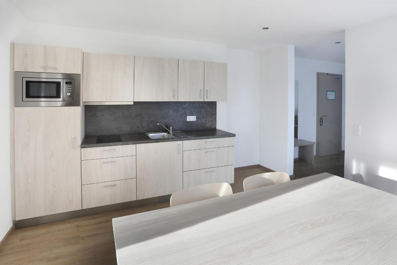 Apartment Hotel 37 Altdorf  Exteriör bild