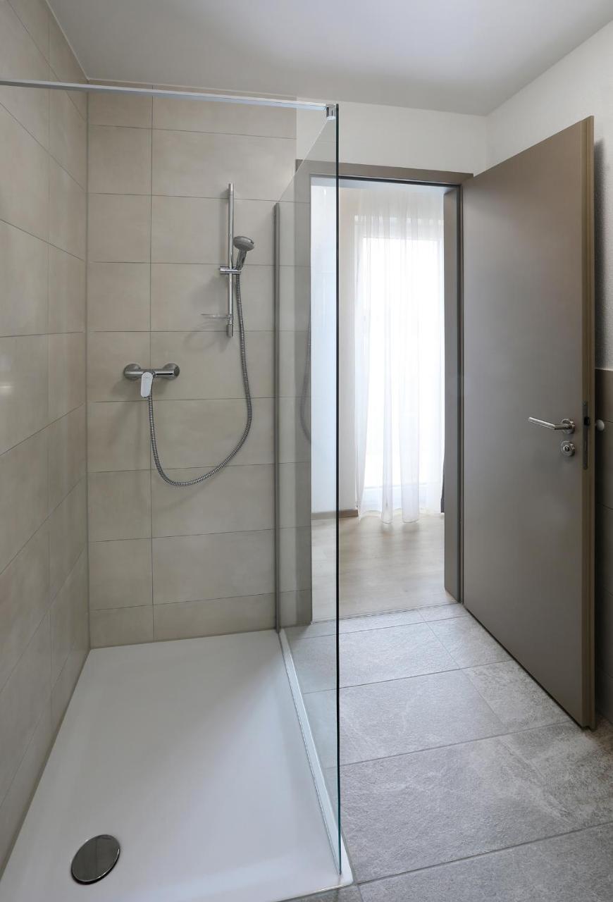 Apartment Hotel 37 Altdorf  Exteriör bild